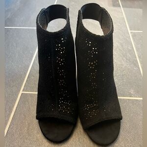 Barely Worn Women's Peep-Toe Booties